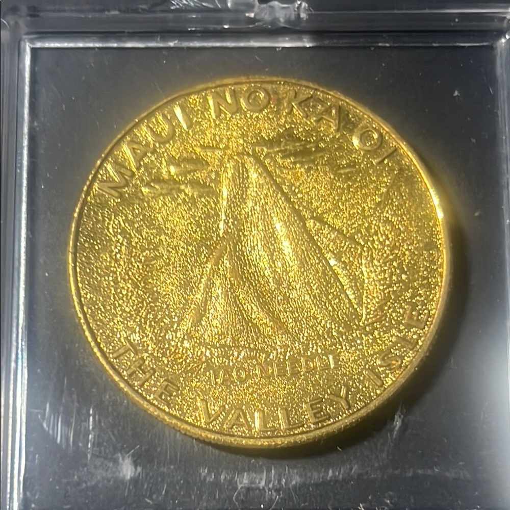Gold Maui No Ka Oi Coin